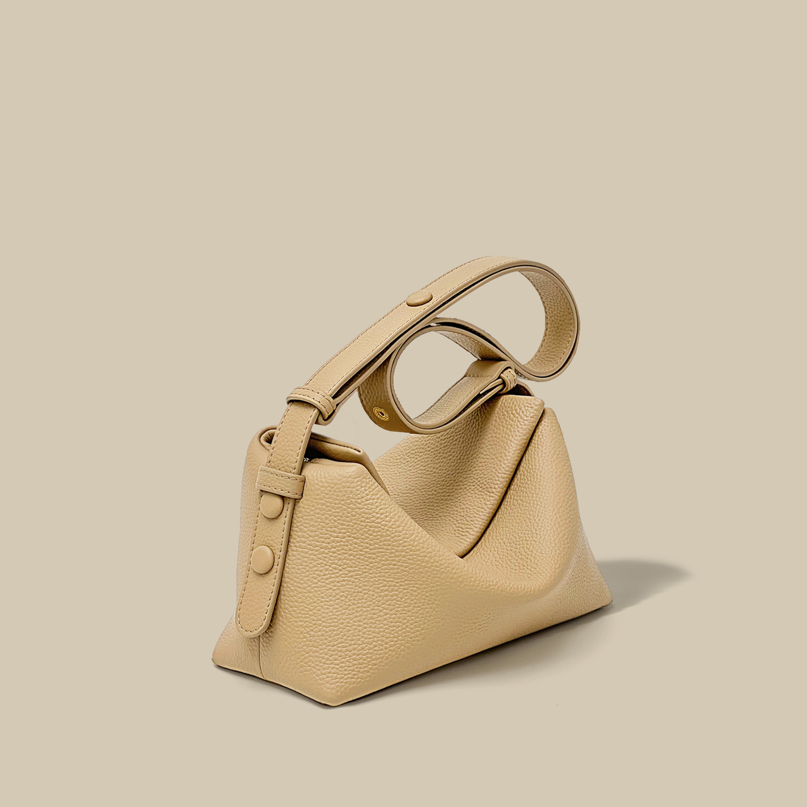 Female Niche Woven Bag Image 2