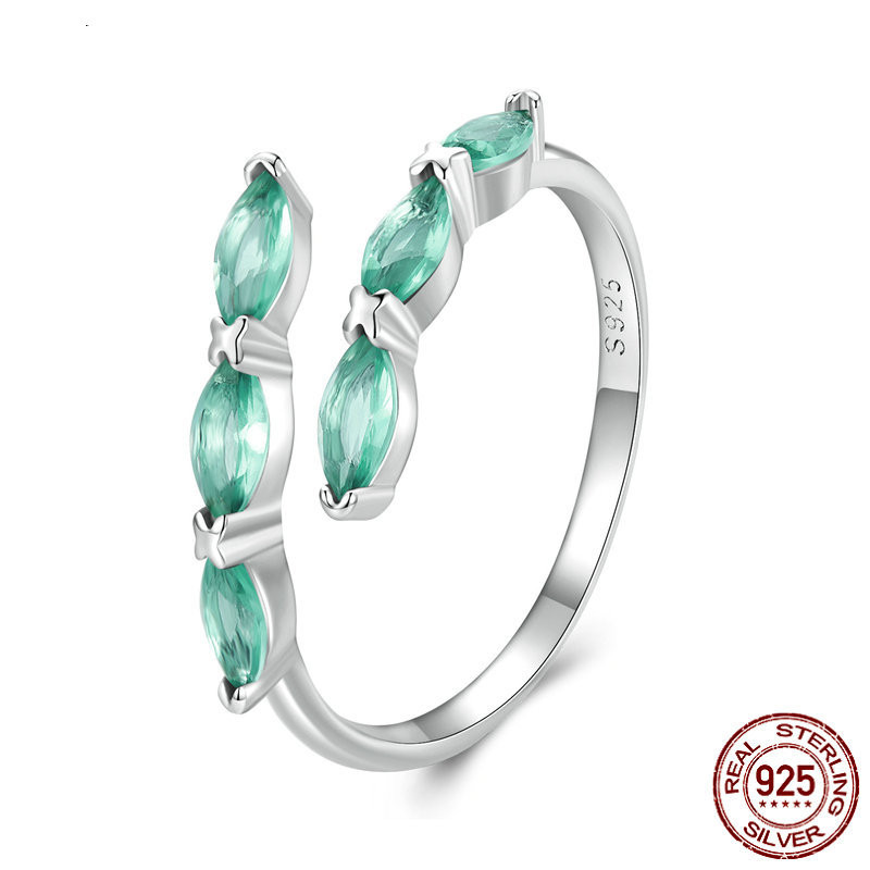 Different angle of the ring