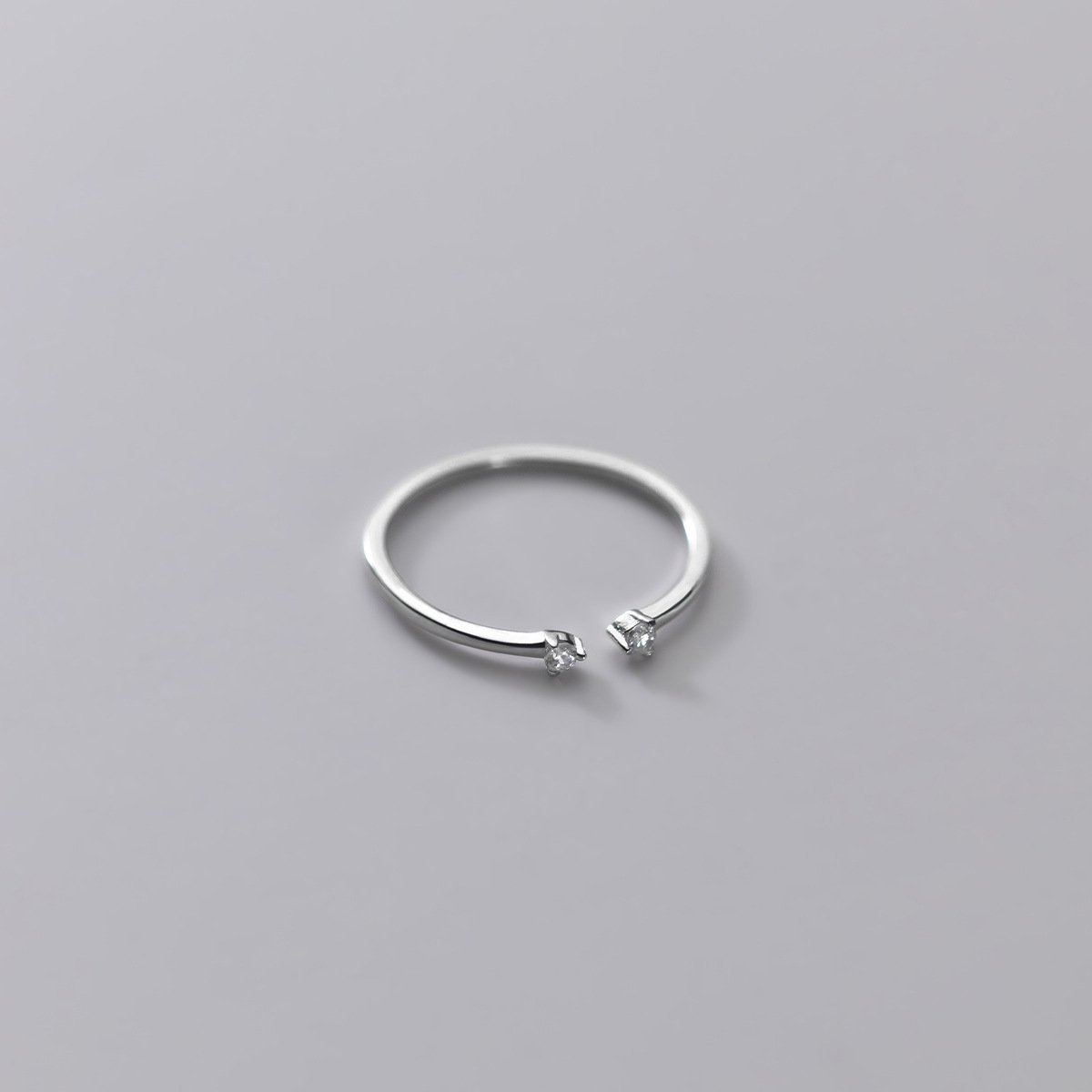 925 Sterling Silver Diamond-studded Ring - Image 4