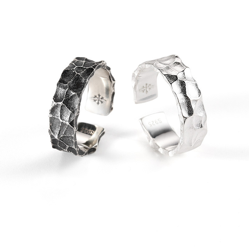 925 Sterling Silver Hammered Ring Image 5