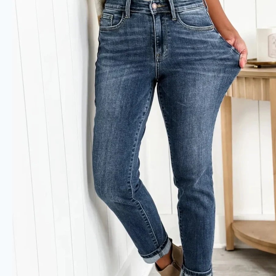 Women's Slim Pull-up Jeans - Image 2