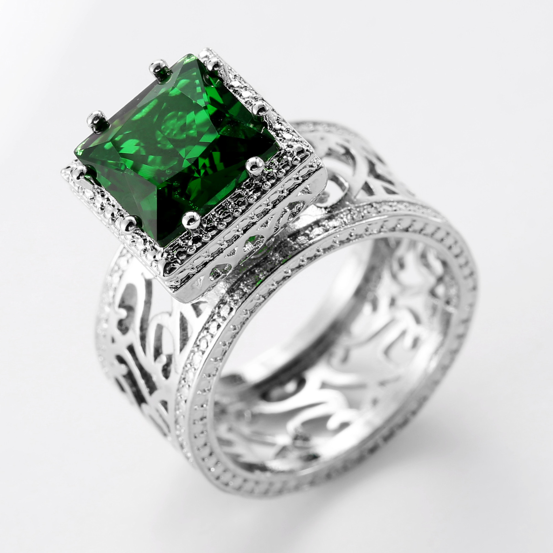 Emerald Square Diamond Zircon Princess Ring - Image 3