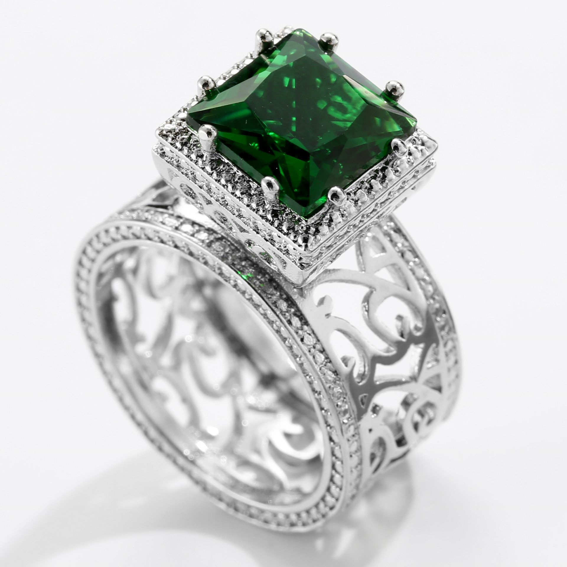 Emerald Square Diamond Zircon Princess Ring - Image 4
