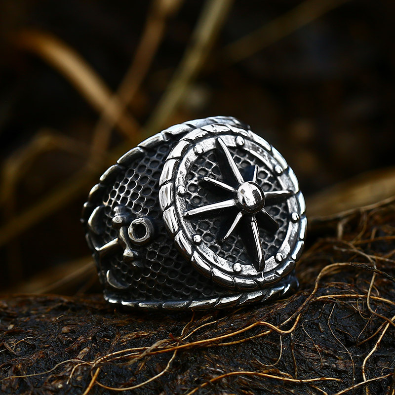 Vintage Compass Titanium Steel Ring