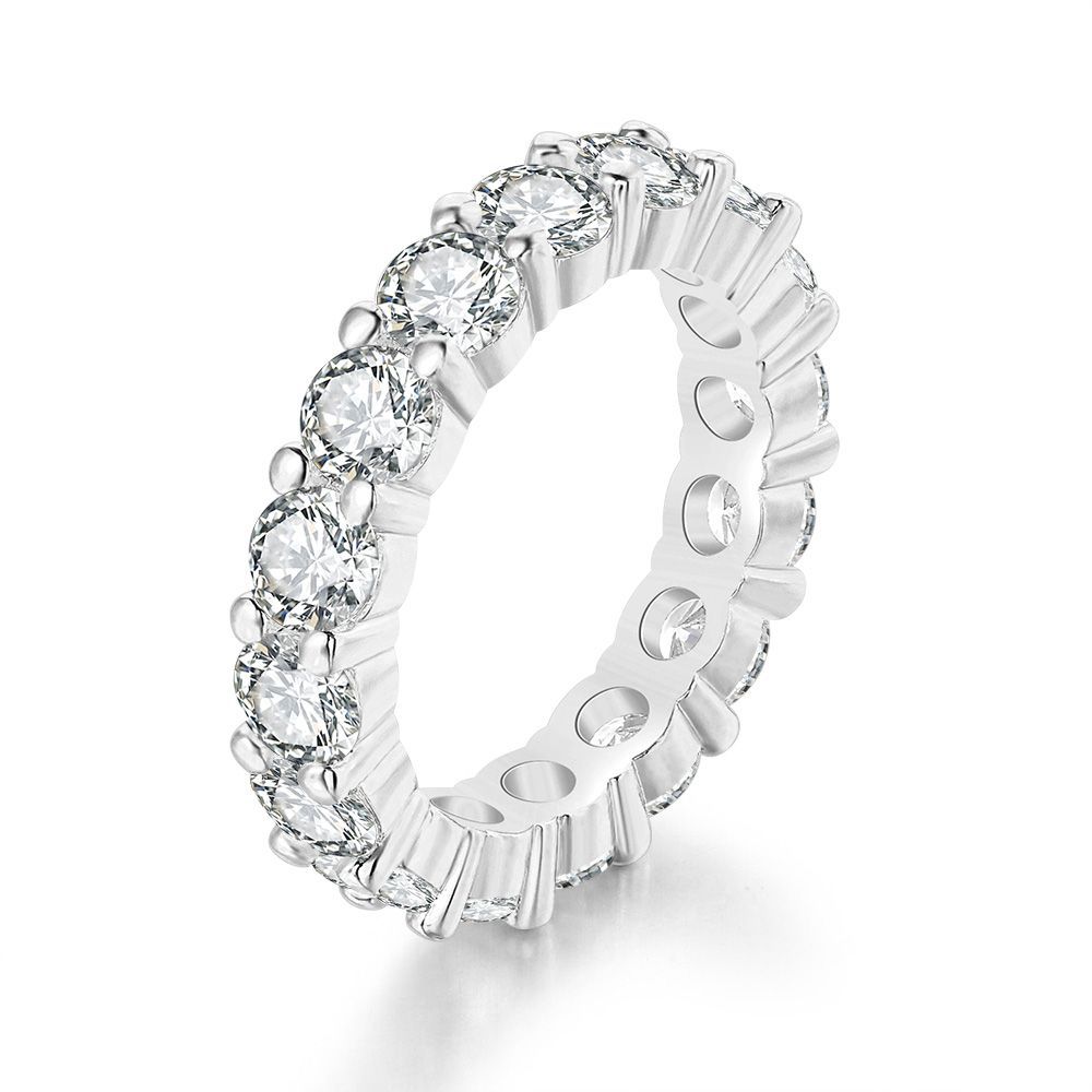 Elegant Diamond Ring 6