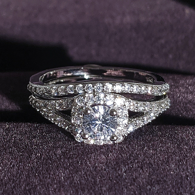 Stylish Diamond Ring