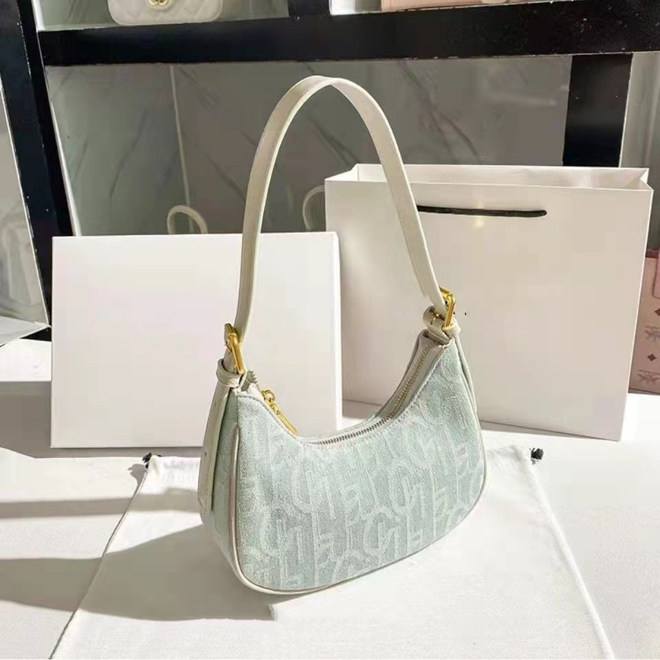 Shoulder Bag Image 5
