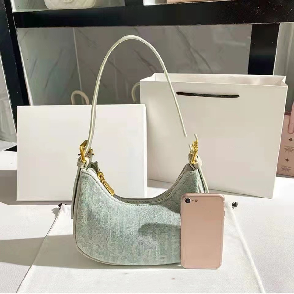 Shoulder Bag Image 1