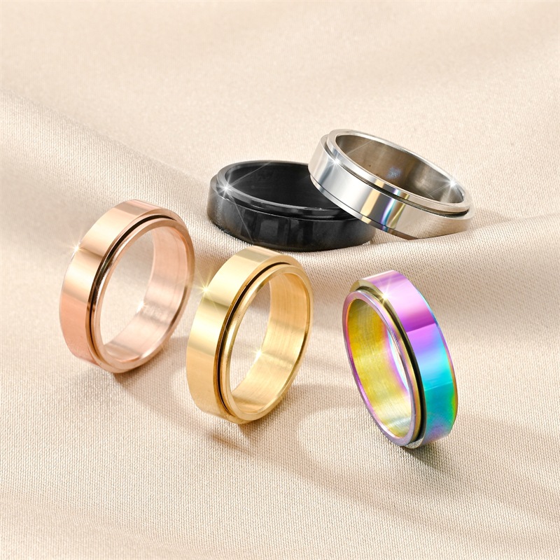 Rotating Titanium Steel Simple Bracelet Ring - Image 1