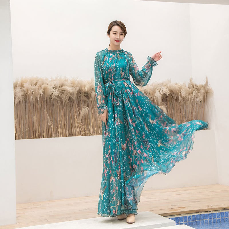 Beach Dress Image 3