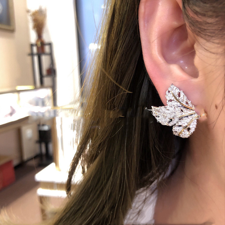 Earring Image 2