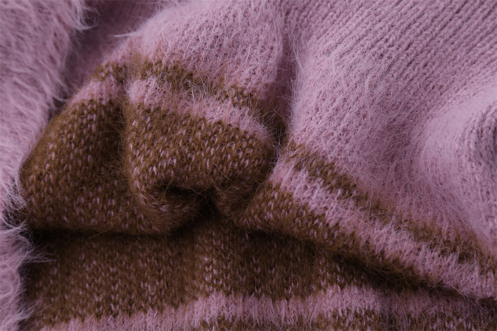 Sweater Image 8