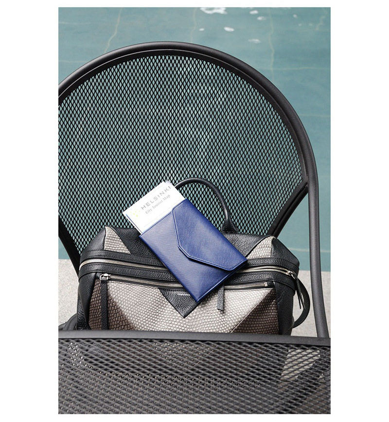 Multifunctional Tri-Fold PU Passport Bag Image 22