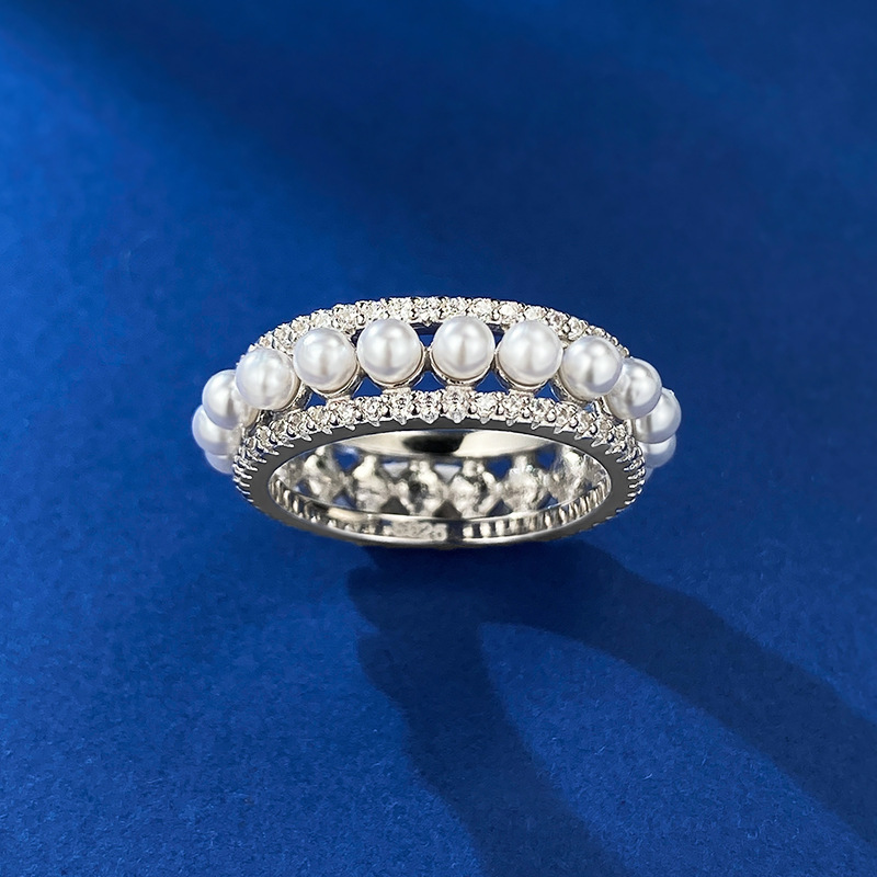 Elegant Pearl Ring 2