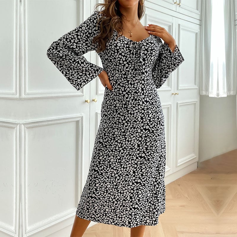 Vintage Women's Backless Printed Long Sleeve Dress Image 4