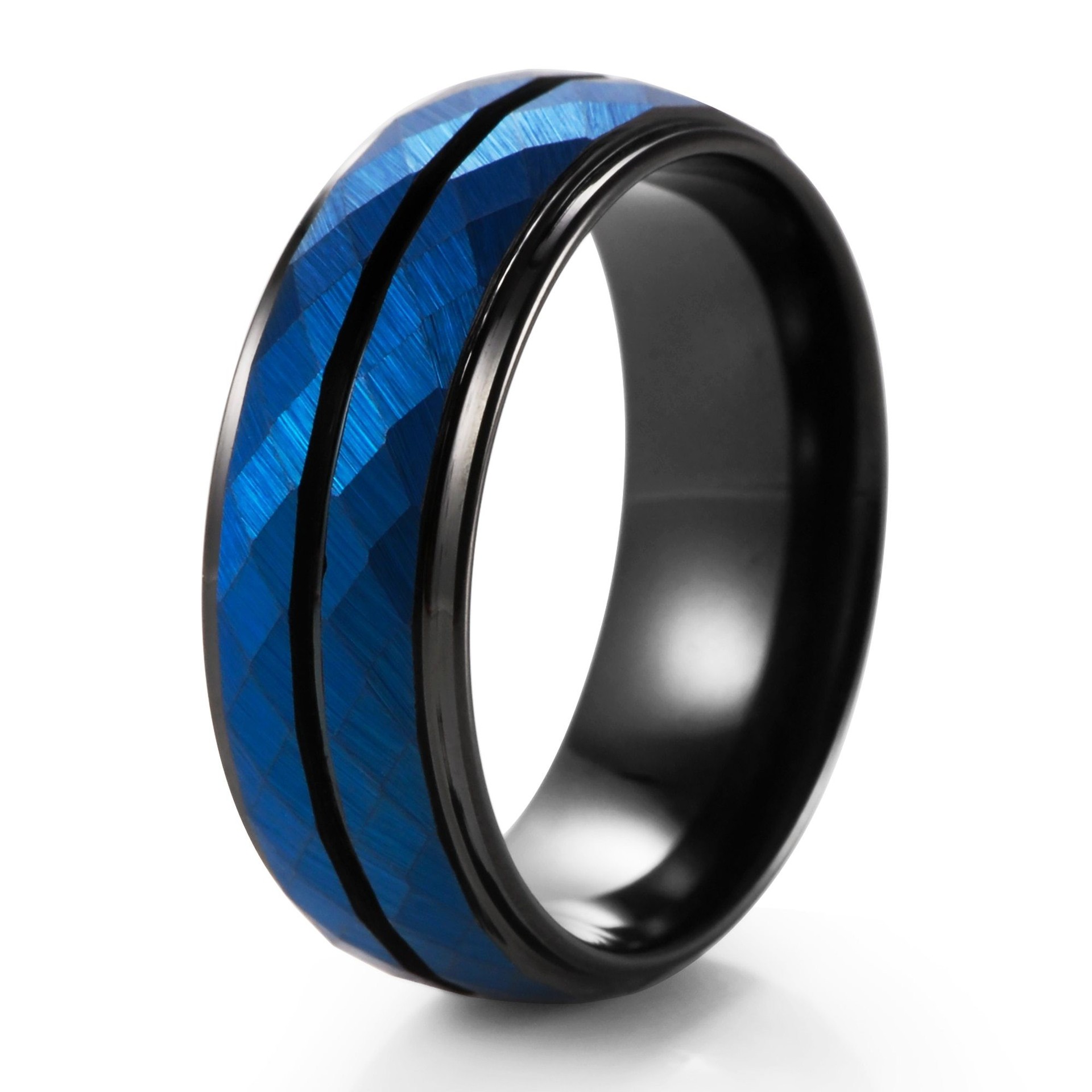 Tungsten Ring Close-up