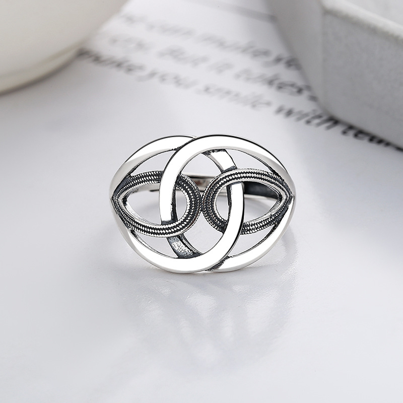 Sterling Silver Retro Ring 1