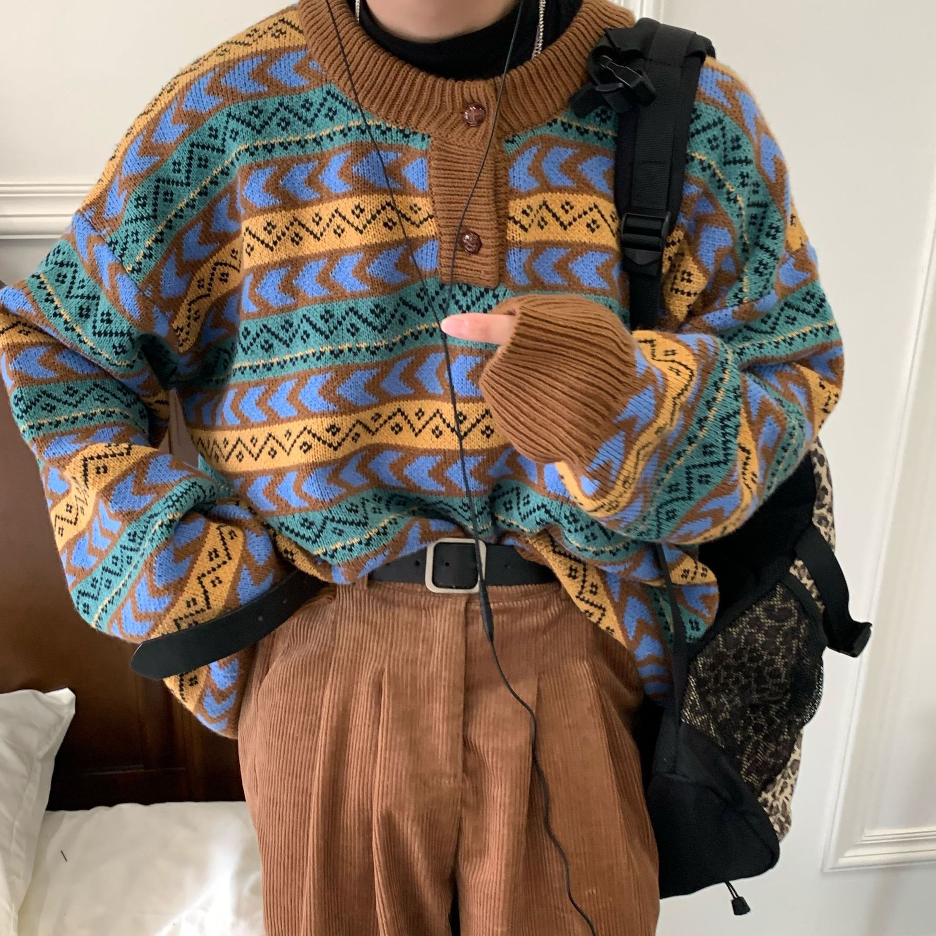 Retro Sweater Image 7