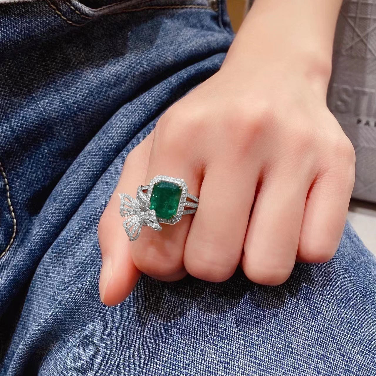 Colored Gems Green Grandmother Butterfly Ring Image 5