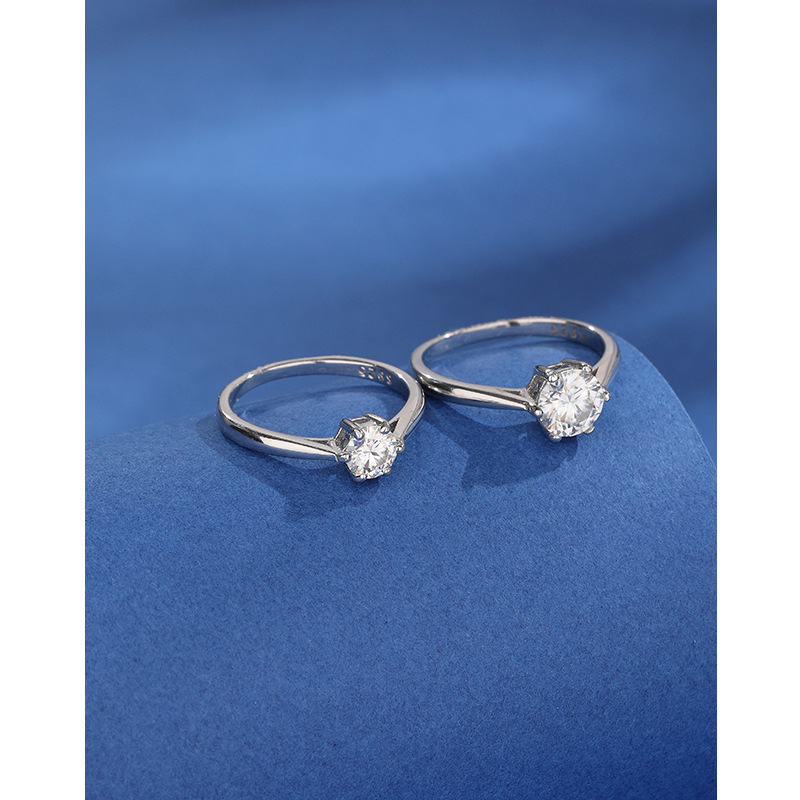 Moissanite Ring Image 5