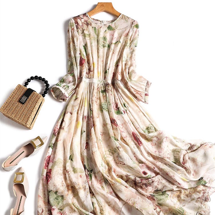Silk Holiday Style Skirt Dress Image 1