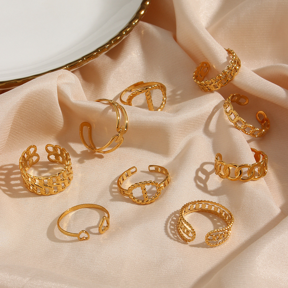 Gold Ring 4