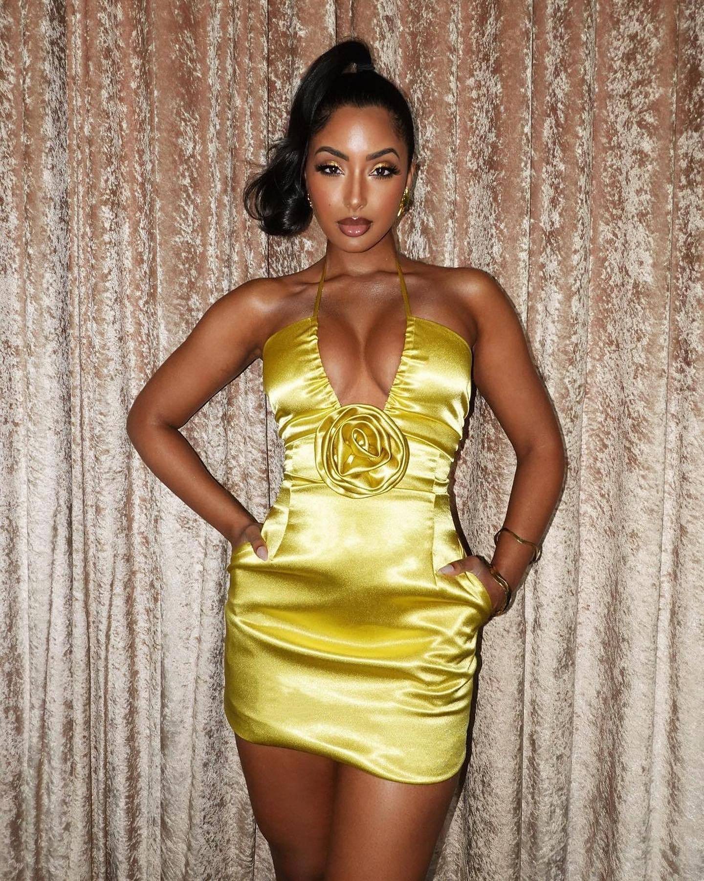 Gold Slim Fit Skirt Image 2