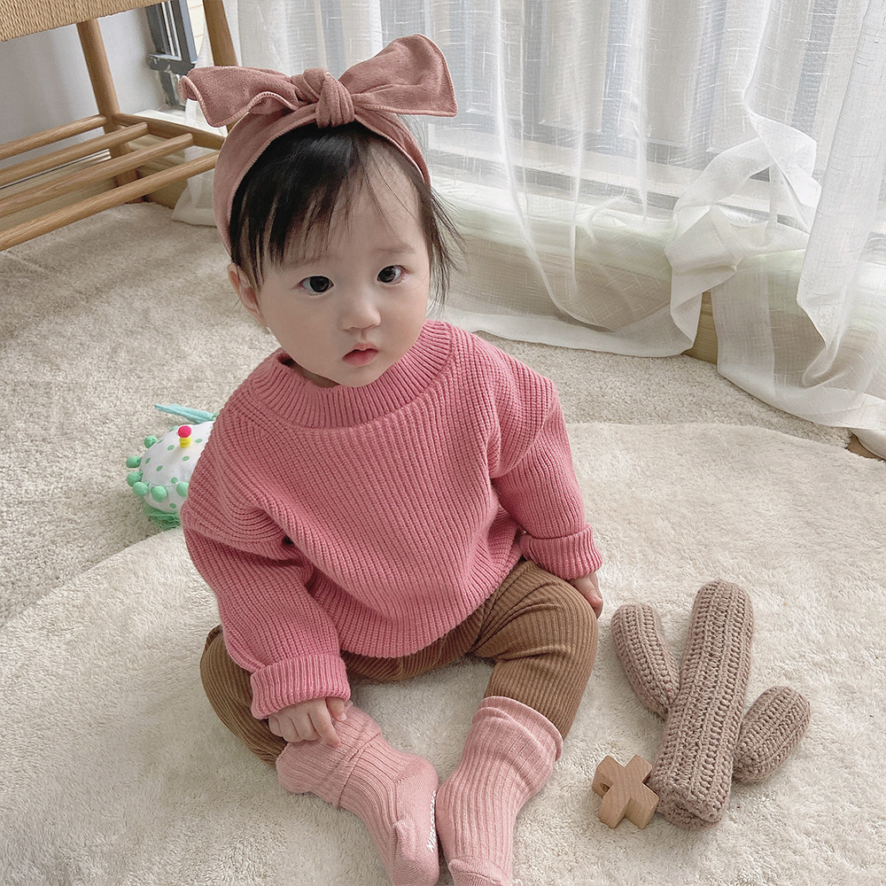 Sweater in action 8