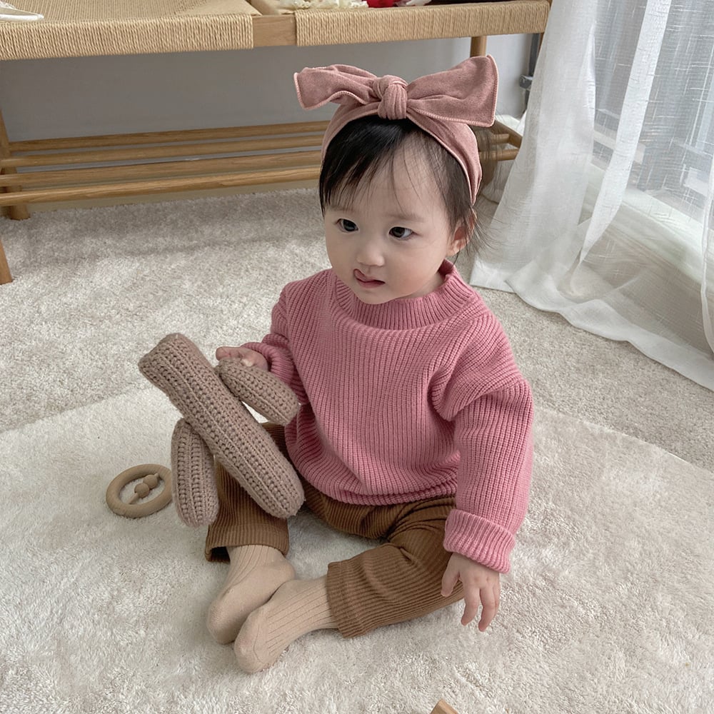 Sweater in action 2