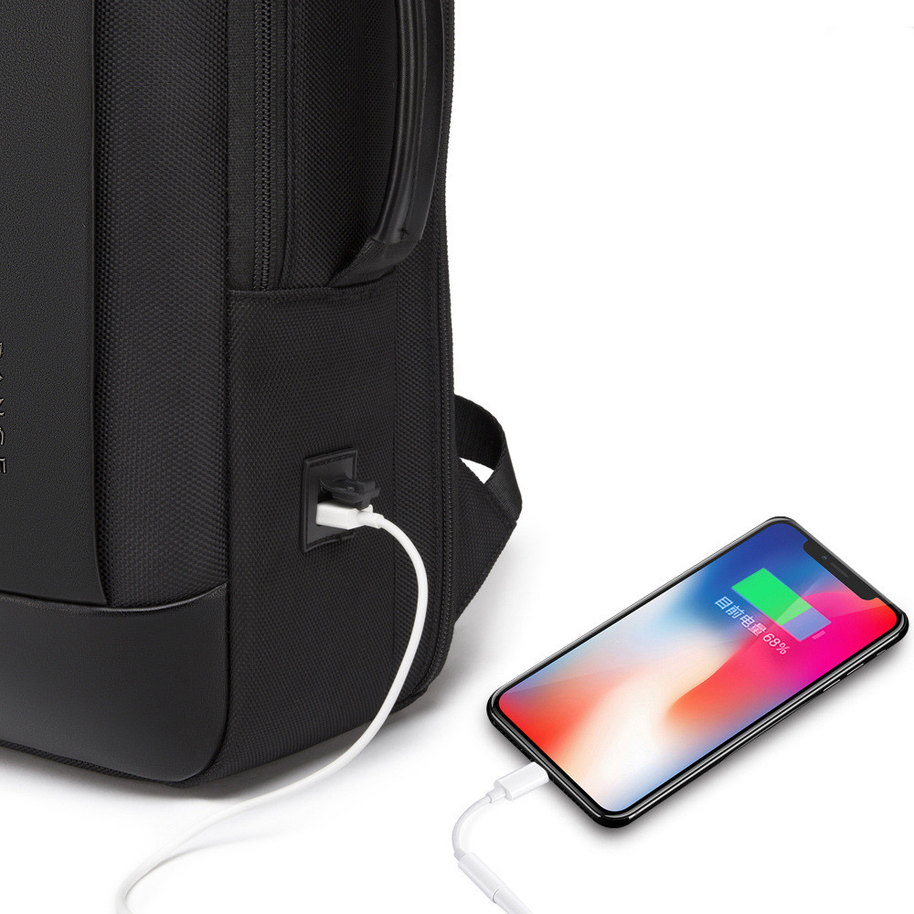 Men's Lightweight Large-capacity Backpack - Image 1