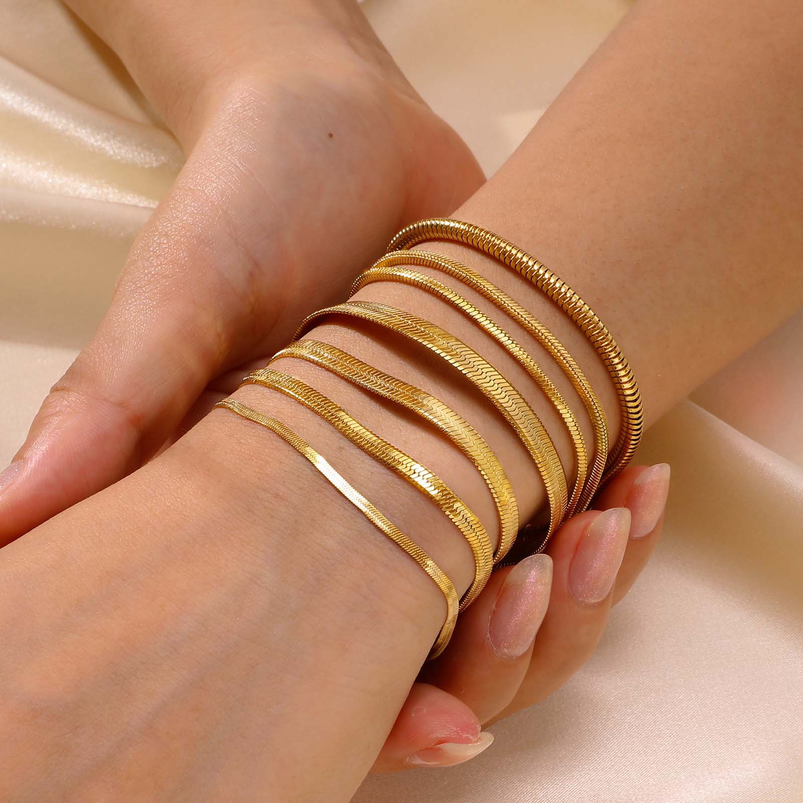 Stainless Steel Bracelet 18K Gold Women's Blade Chain