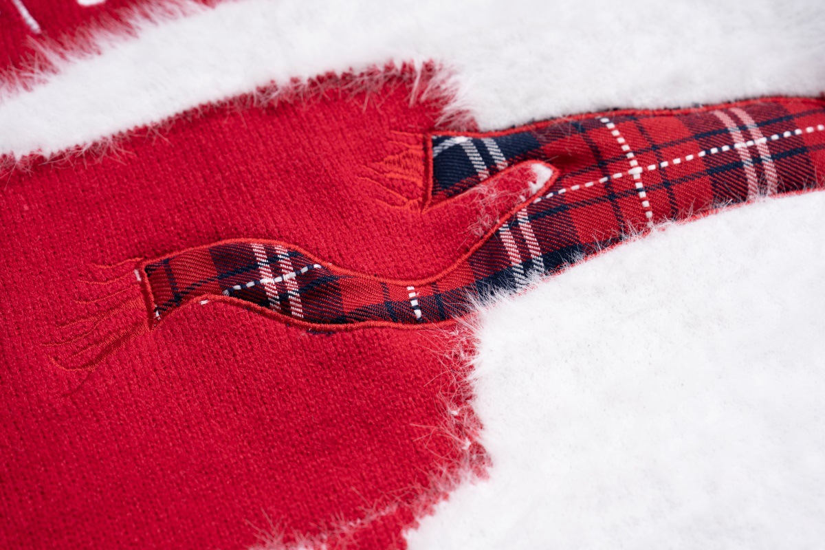 Sweater Image 13