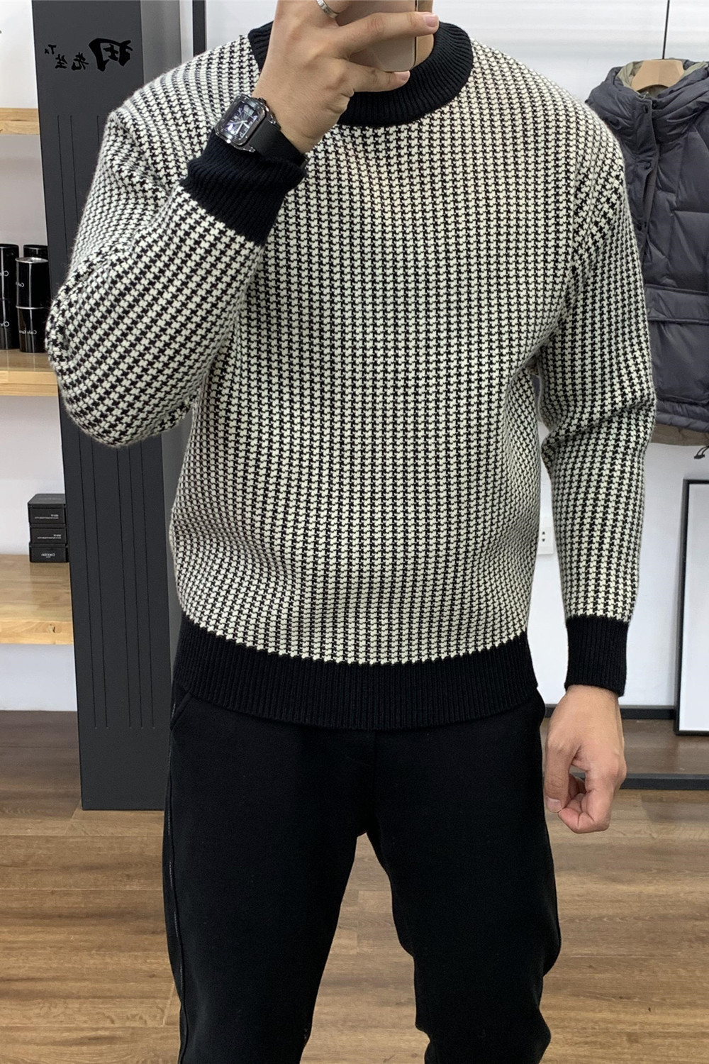 Sweater Image 3