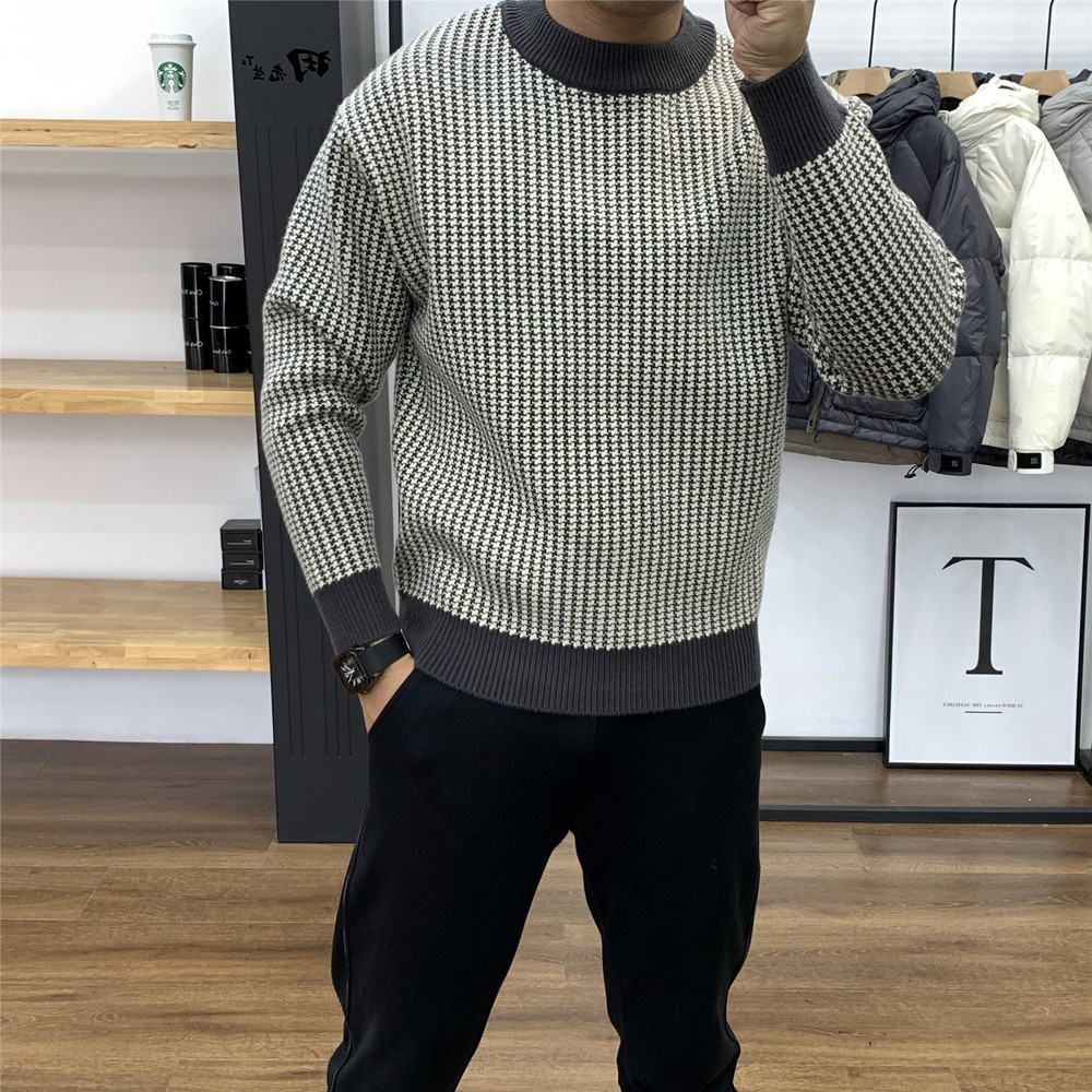 Sweater Image 6