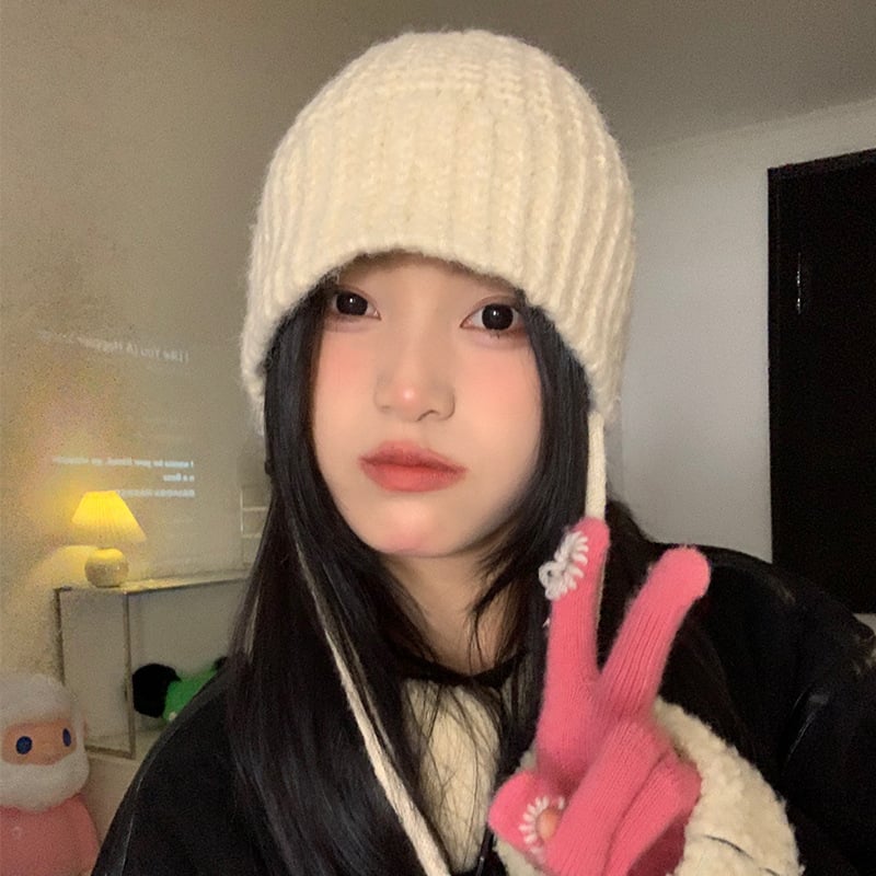 Lace-up Windproof Knitted Hat 1