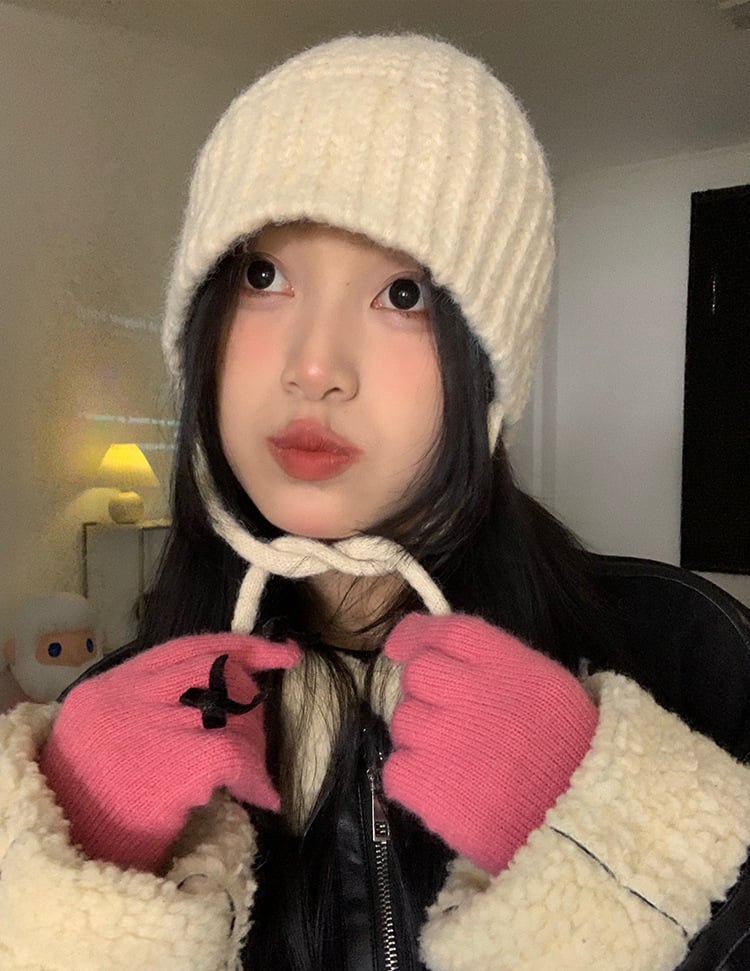 Lace-up Windproof Knitted Hat 4