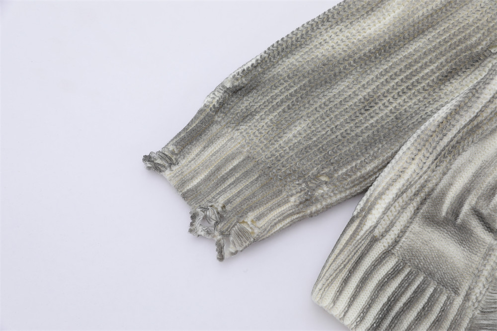 Sweater Image 15