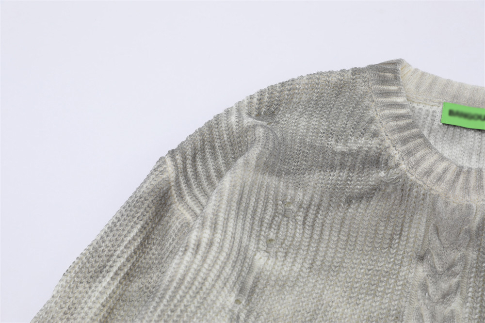 Sweater Image 4