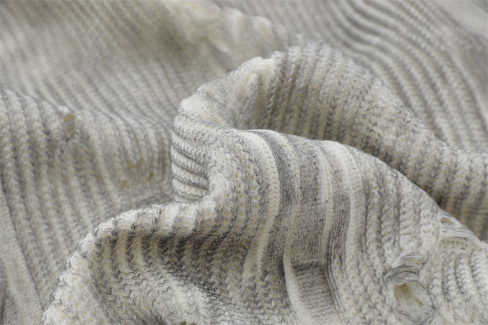 Sweater Image 9
