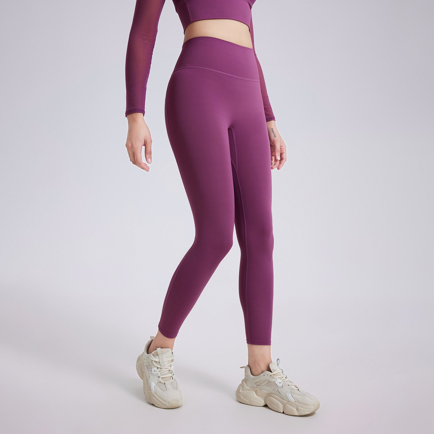 Yoga Pants Image 5