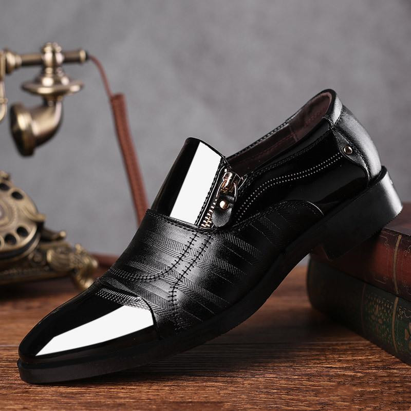 Men's Leather Shoes - Side View