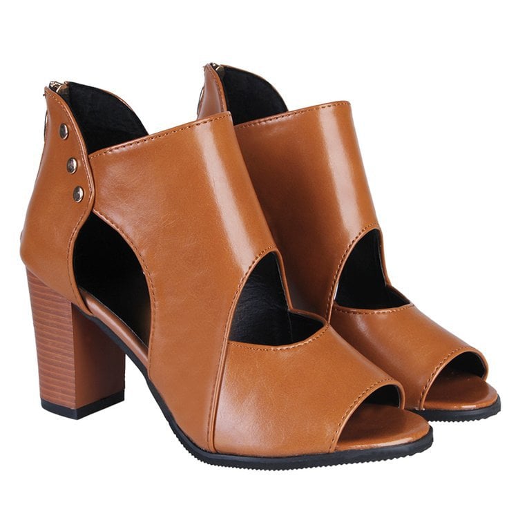 Elegant Mid-Heel Sandals