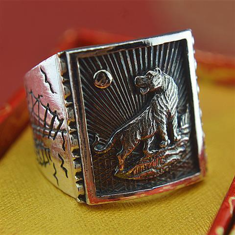 Men's Heart Tone Vintage Ring Image 4