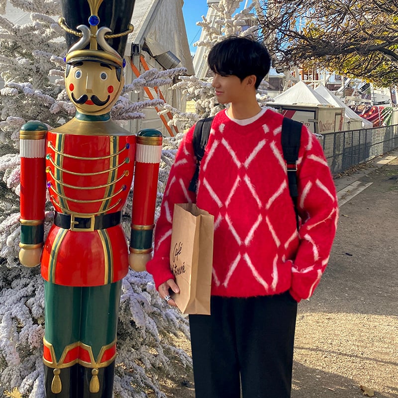 Sweater Image 3