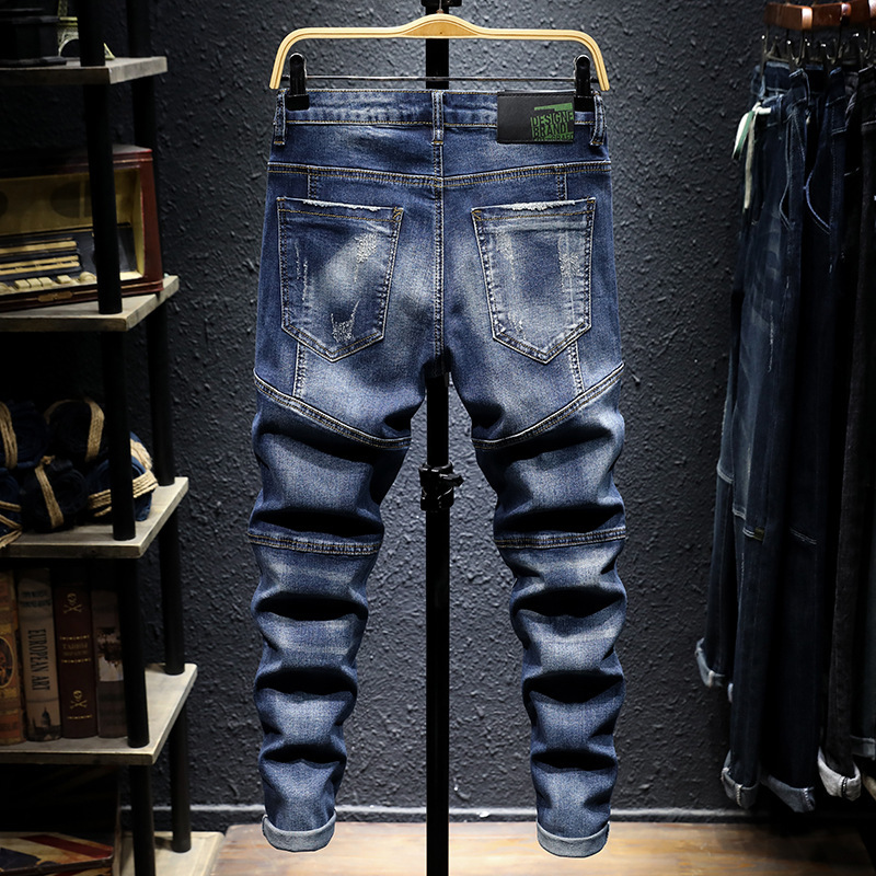 Slim Pants Detail View