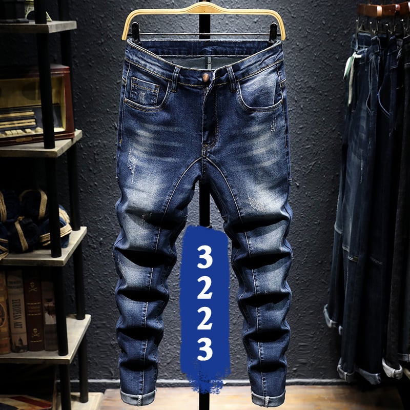 Slim Pants Lifestyle Image