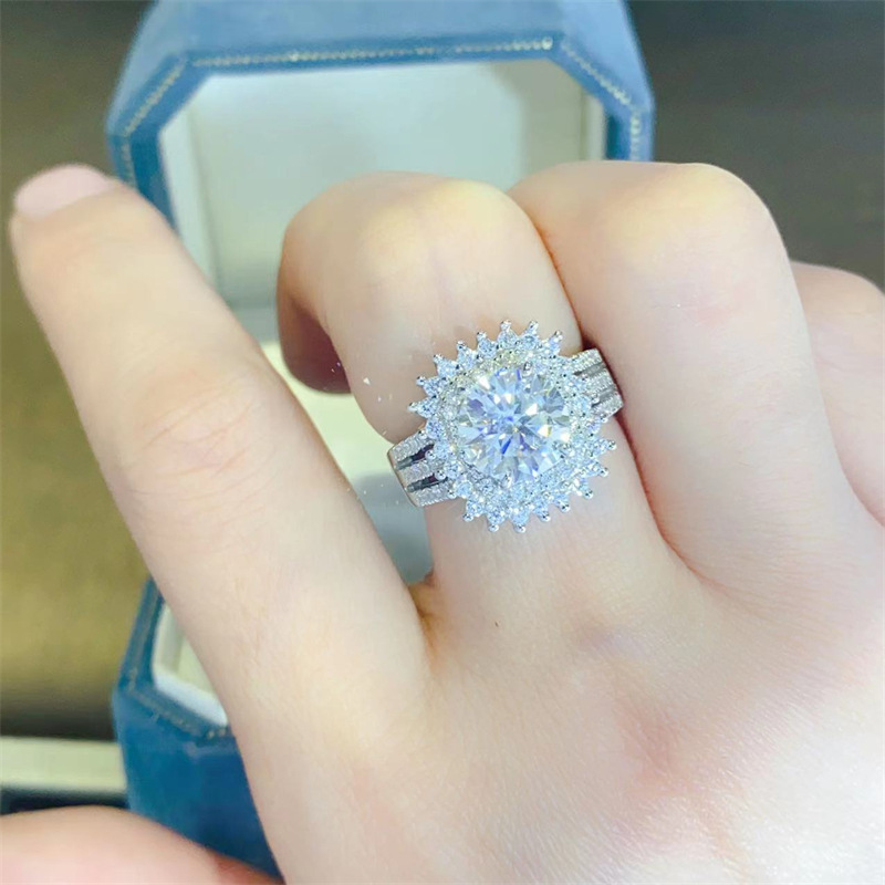 2 Karat Moissanite Ring Image 7