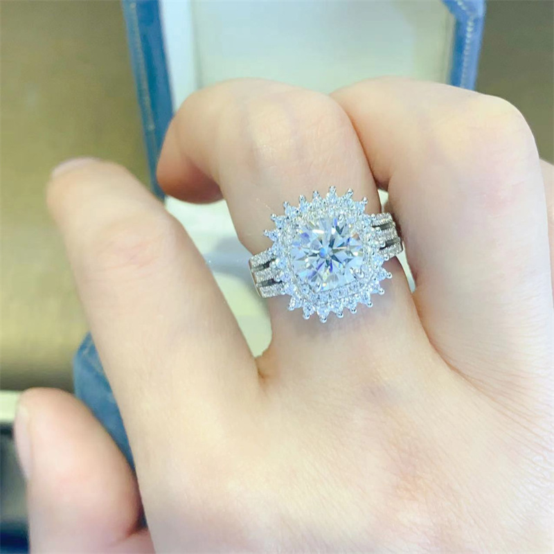 2 Karat Moissanite Ring Image 3