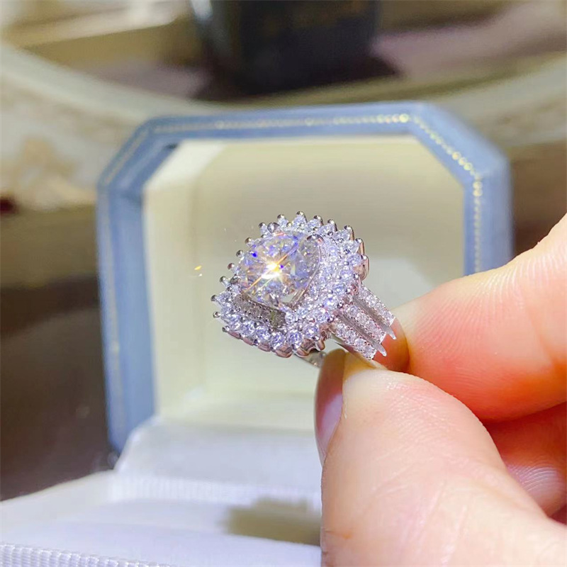 2 Karat Moissanite Ring Image 2