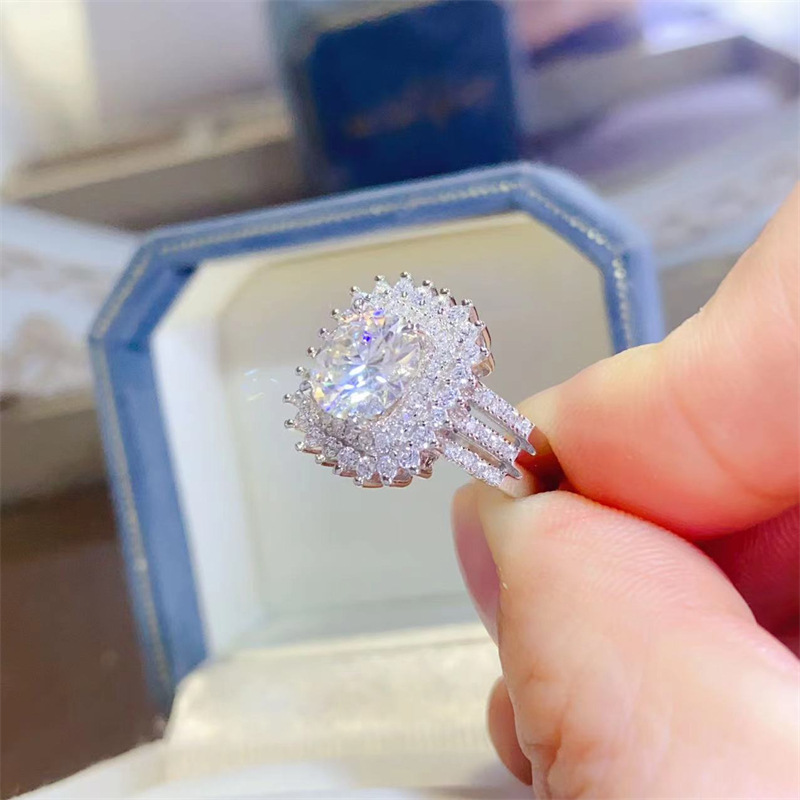 2 Karat Moissanite Ring Image 1